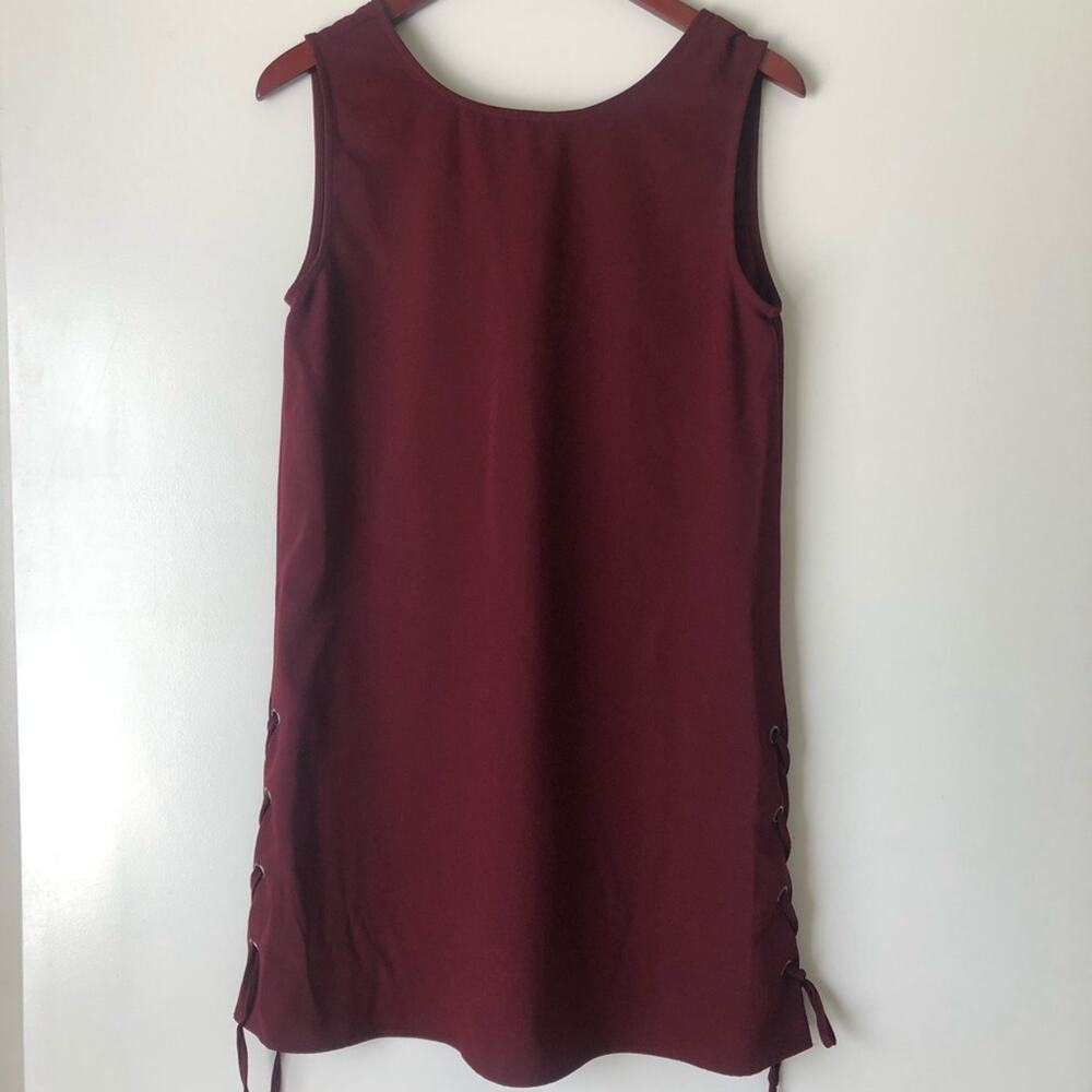 Cupcakes & Cashmere Burgundy Shift Dress Sleeveless Wine Red Purple Size Small - Picture 2 of 8